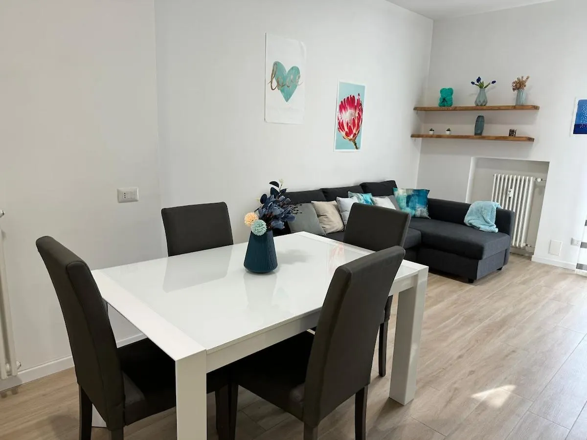 Апартаменты Monza Center In 10 Min-Wonderful Xl Suite,Comfort